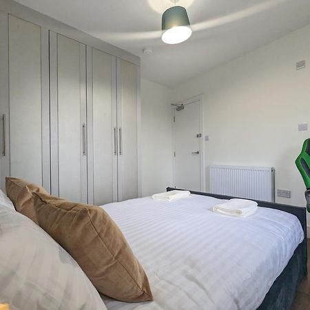 Rooms Near City Centre Private Bath Free Parking ยอร์ค ภายนอก รูปภาพ