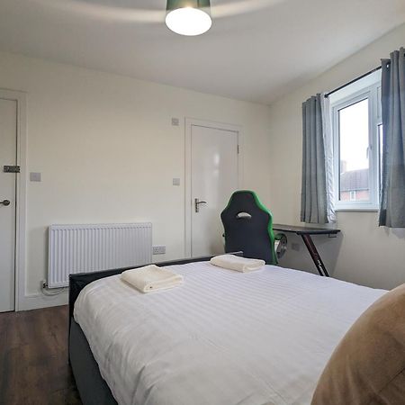 Rooms Near City Centre Private Bath Free Parking ยอร์ค ภายนอก รูปภาพ