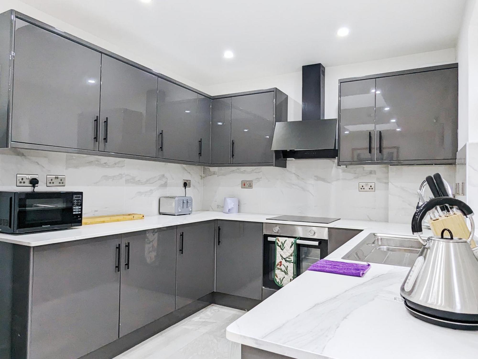 Rooms Near City Centre Private Bath Free Parking ยอร์ค ภายนอก รูปภาพ