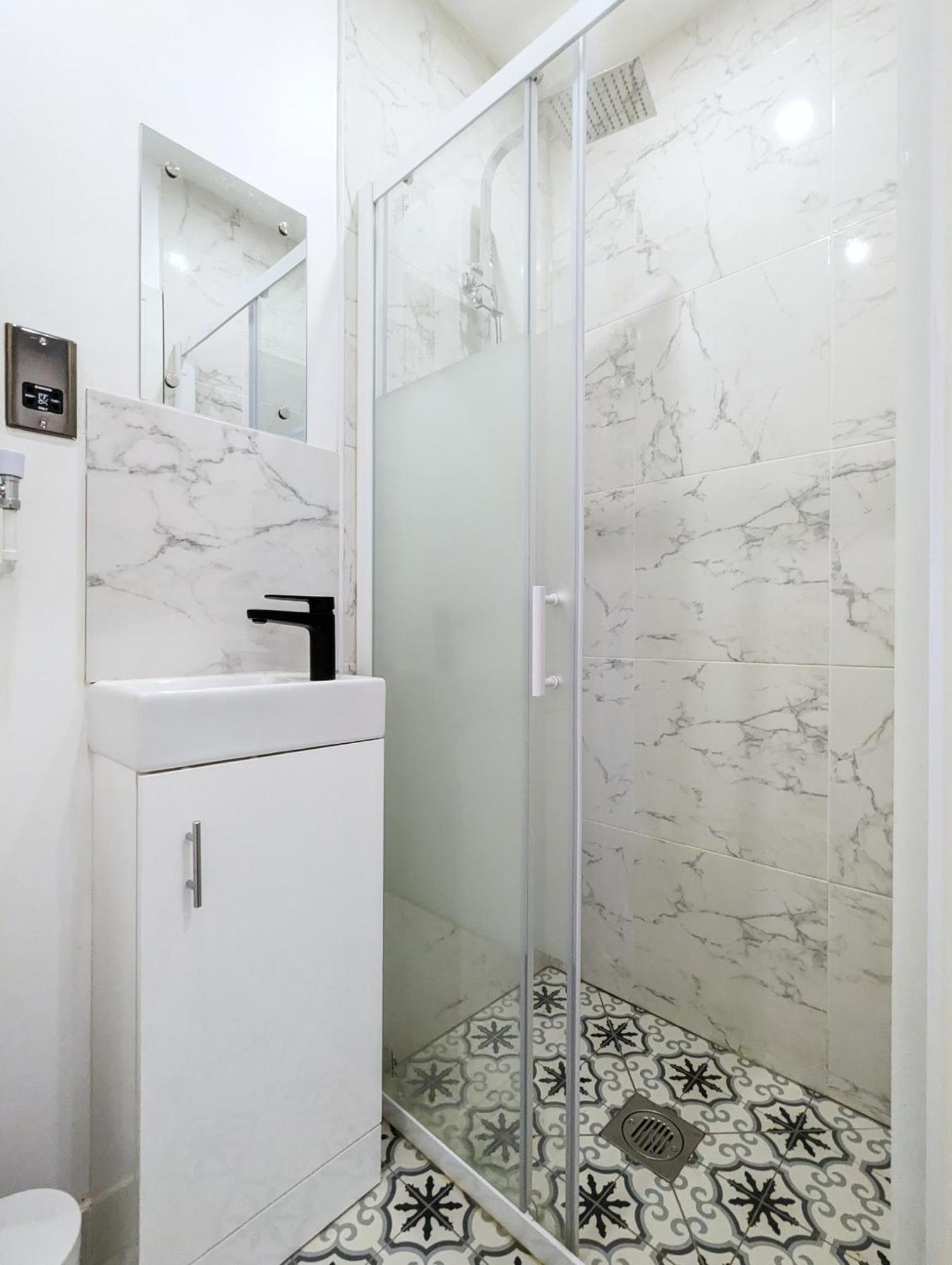 Rooms Near City Centre Private Bath Free Parking ยอร์ค ภายนอก รูปภาพ