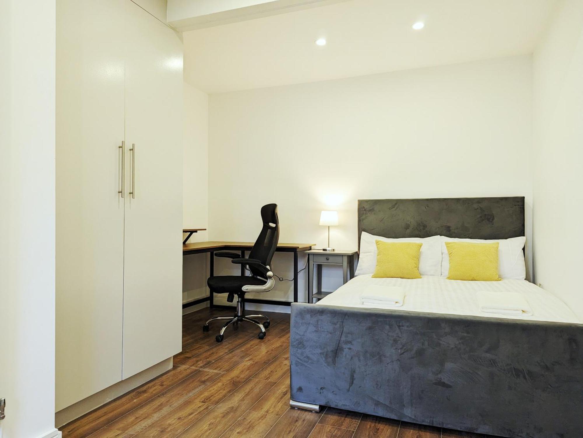 Rooms Near City Centre Private Bath Free Parking ยอร์ค ภายนอก รูปภาพ