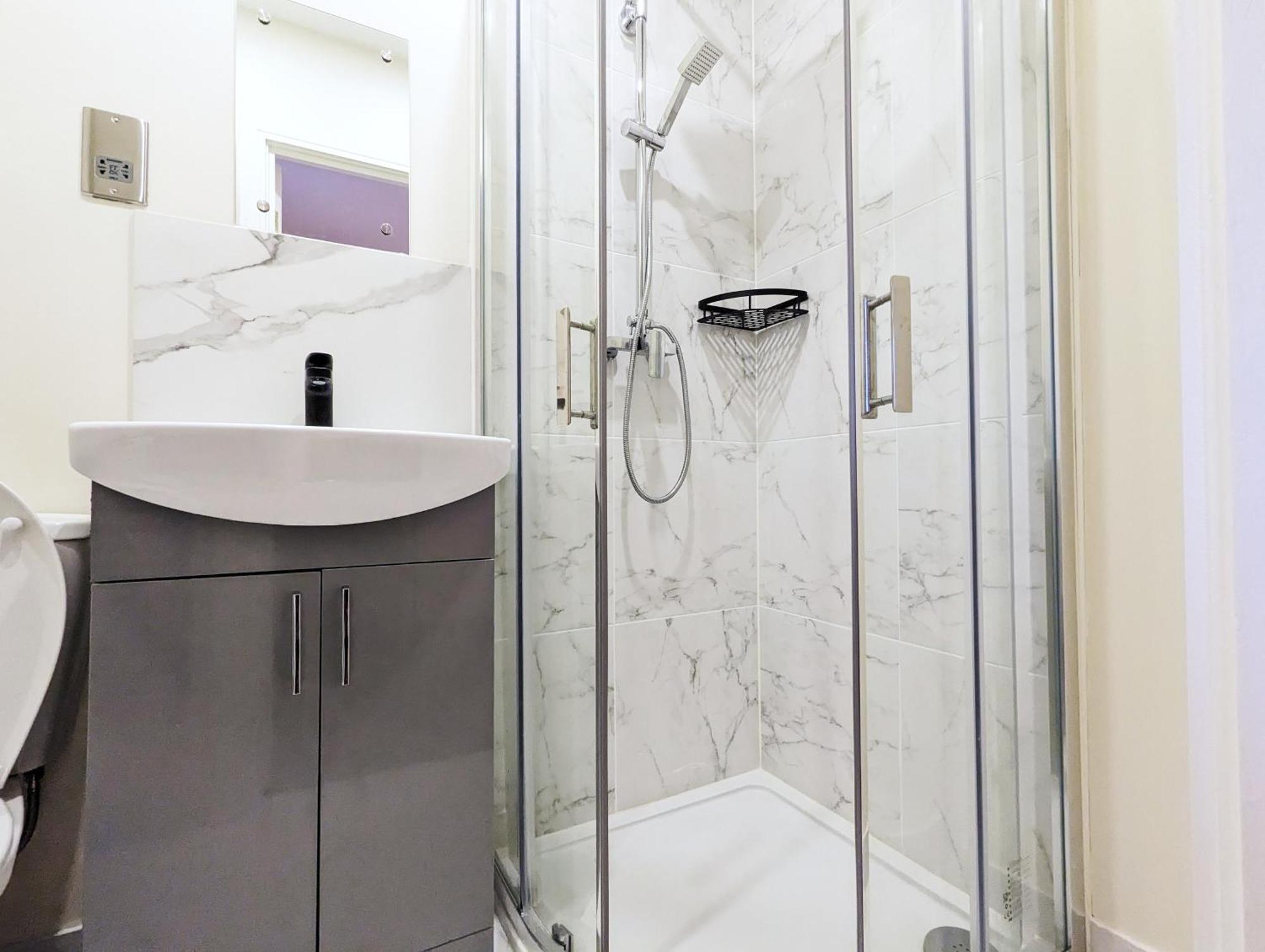 Rooms Near City Centre Private Bath Free Parking ยอร์ค ภายนอก รูปภาพ