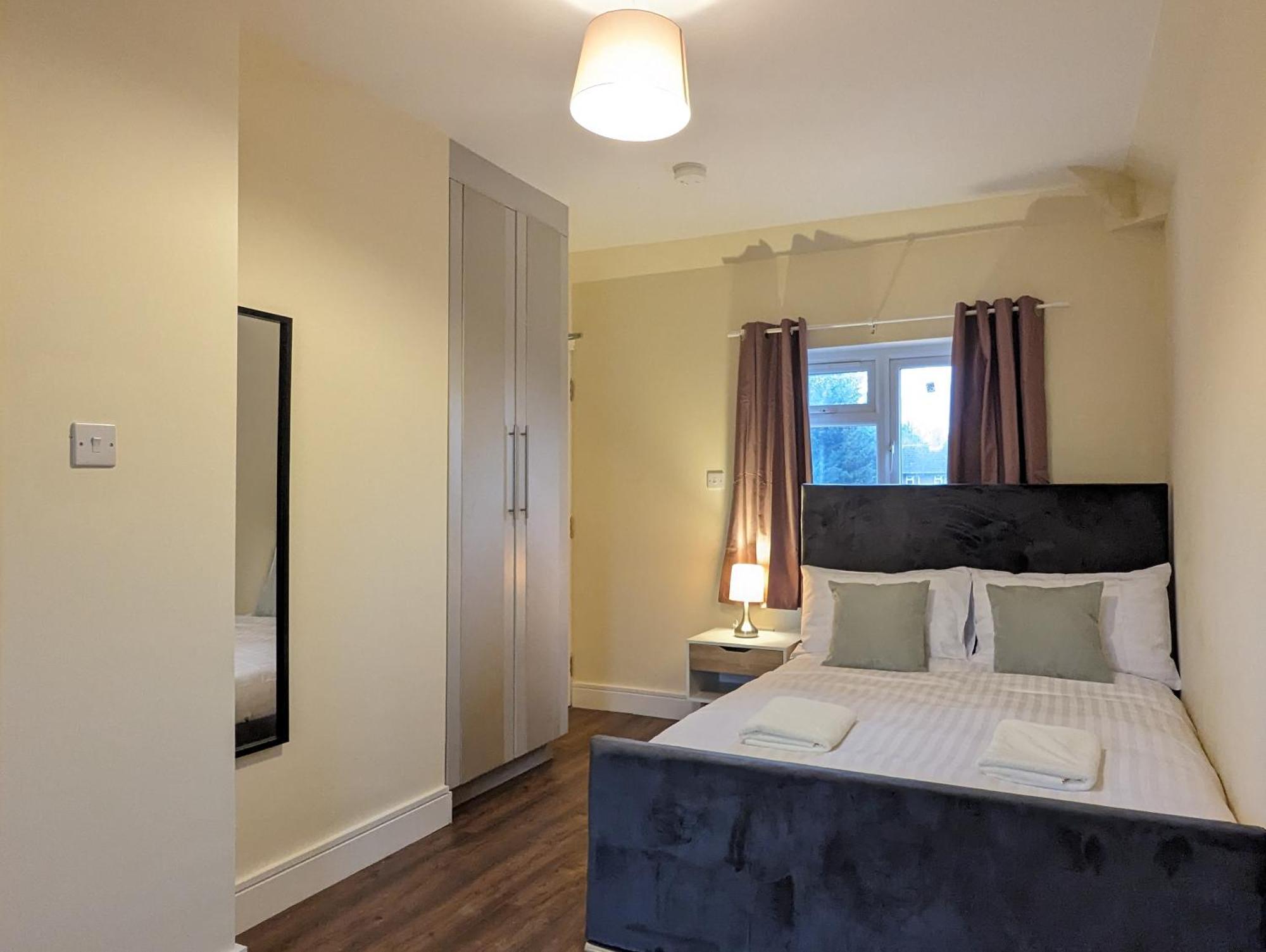 Rooms Near City Centre Private Bath Free Parking ยอร์ค ภายนอก รูปภาพ