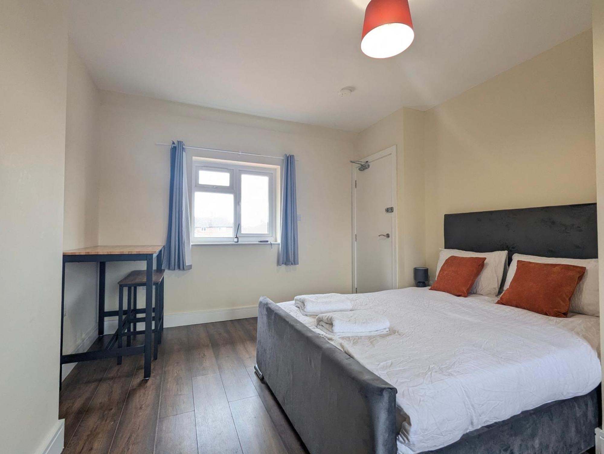 Rooms Near City Centre Private Bath Free Parking ยอร์ค ภายนอก รูปภาพ